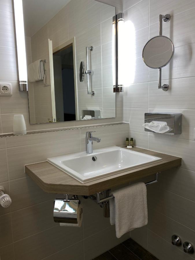 Zur Rennbahn Hotel Drage  Ngoại thất bức ảnh