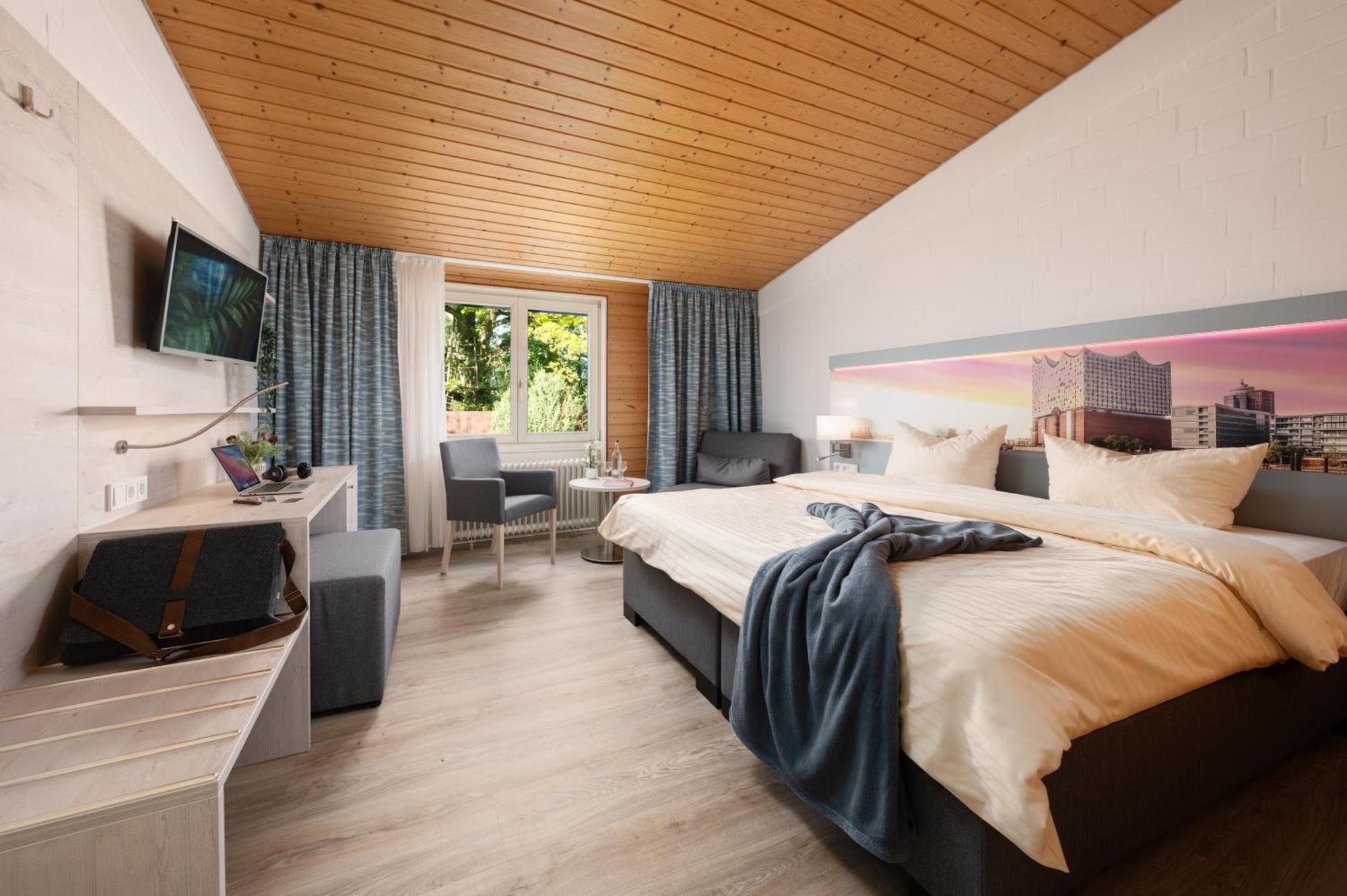 Zur Rennbahn Hotel Drage  Ngoại thất bức ảnh